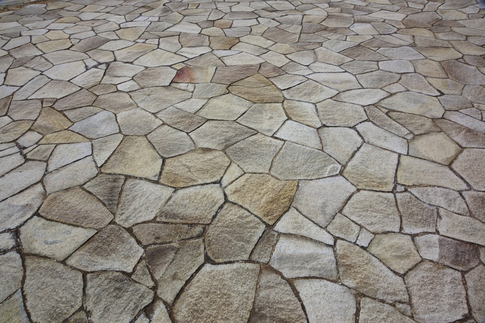 pixta_51726809_M-960x640 (1)